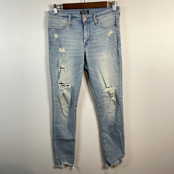 AF Abercrombie and Fitch Womens Harper Low Rise Ankle Jeans Distressed Size 4L - Picture 1 of 5